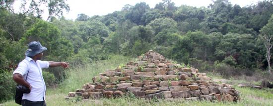 Stupa with ashes pf arahat mahinda